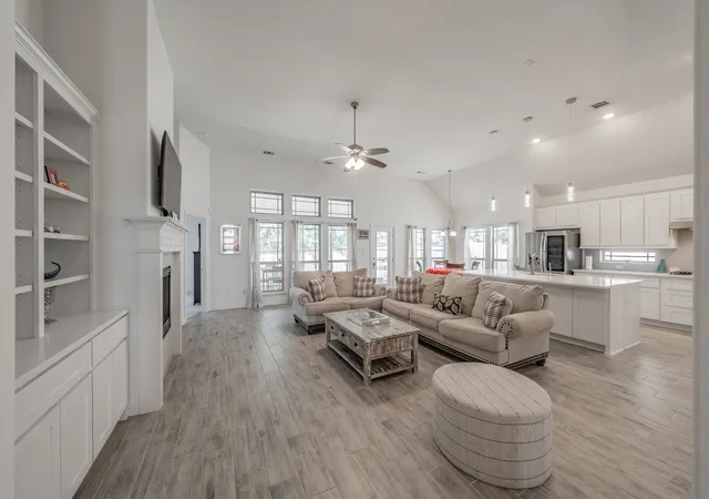 Photo 3 of Single family home for sale at 3205 Florence Dr, Denton, TX 76210 | MLS# 21262598 | Listing updated on 2026-07-11