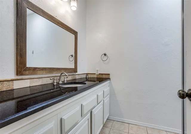 Homes for sale in Plano, TX | 3100 Devonshire Dr #112, Plano, TX 75075 | MLS# 21262635
