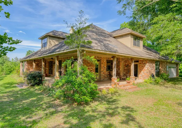 Homes for sale in Avinger, TX | 1655 County Road 1627, Avinger, TX 75630 | MLS# 21262675