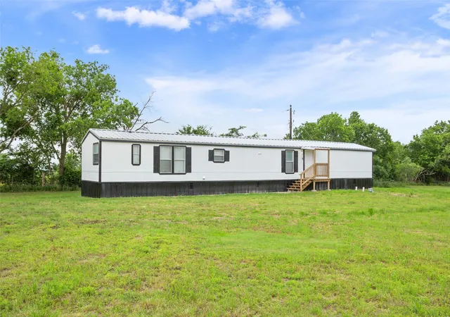 Homes for sale in Groesbeck, TX | 120 Lcr 632, Groesbeck, TX 76642 | MLS# 21262607