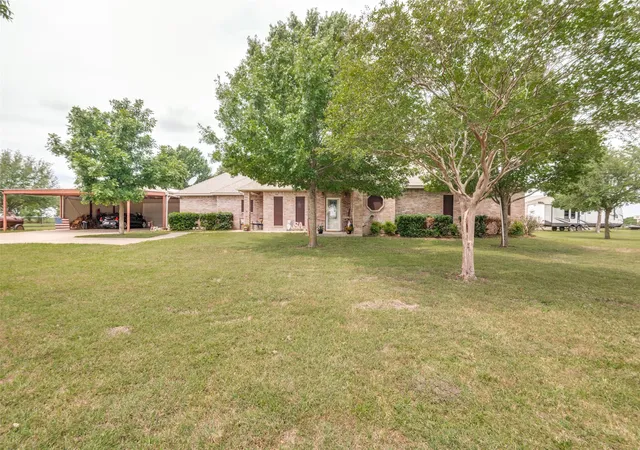 Photo 2 of Single family home for sale at 4125 Fm 813, Waxahachie, TX 75165 | MLS# 21262298 | Listing updated on 2026-07-06