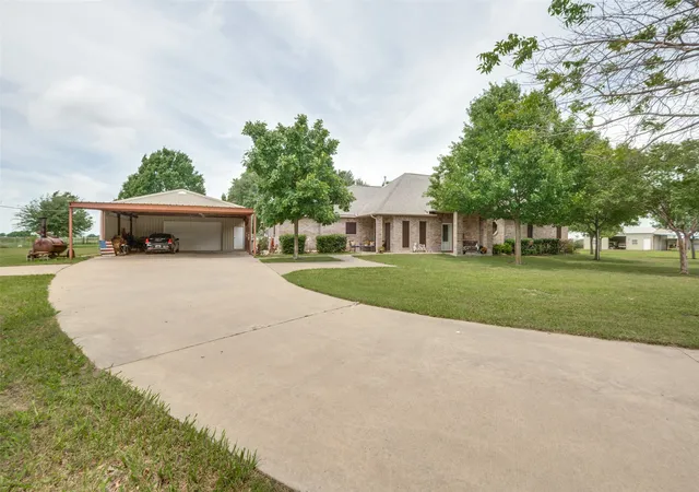 Photo 3 of Single family home for sale at 4125 Fm 813, Waxahachie, TX 75165 | MLS# 21262298 | Listing updated on 2026-07-06