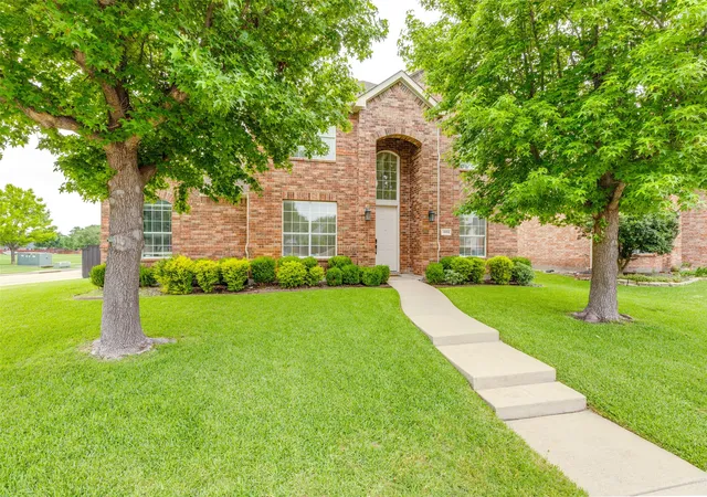 Homes for sale in Frisco, TX | 1502 Angel Falls Dr, Frisco, TX 75036 | MLS# 21250919