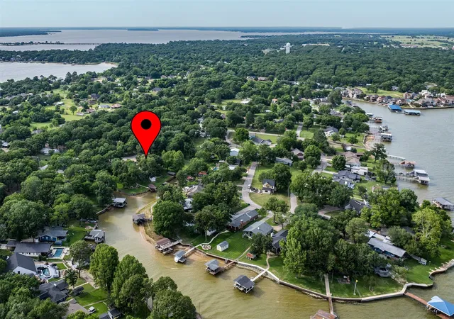 Photo 2 of Single family home for sale at 118 Robin Hood Wy, Gun Barrel City, TX 75156 | MLS# 21260604 | Listing updated on 2026-08-19