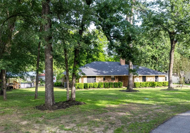 Photo 4 of Single family home for sale at 118 Robin Hood Wy, Gun Barrel City, TX 75156 | MLS# 21260604 | Listing updated on 2026-08-19