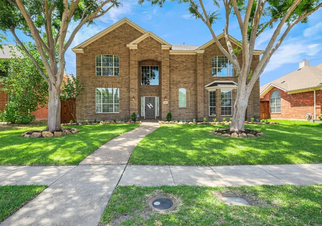 Photo 3 of Single family home for sale at 8653 Shakespeare Ln, Frisco, TX 75036 | MLS# 21258976 | Listing updated on 2026-09-02