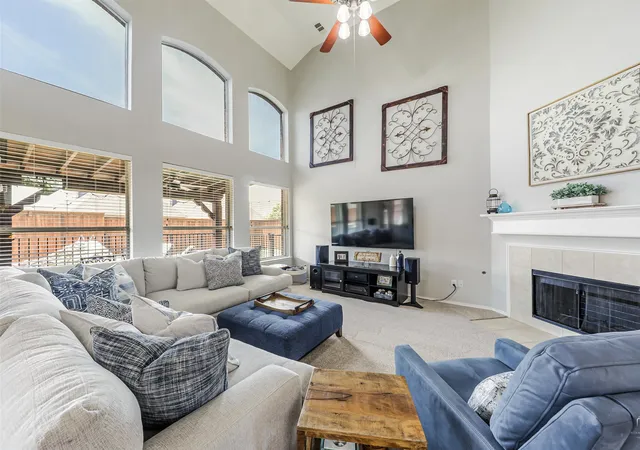 Photo 4 of Single family home for sale at 8653 Shakespeare Ln, Frisco, TX 75036 | MLS# 21258976 | Listing updated on 2026-09-02