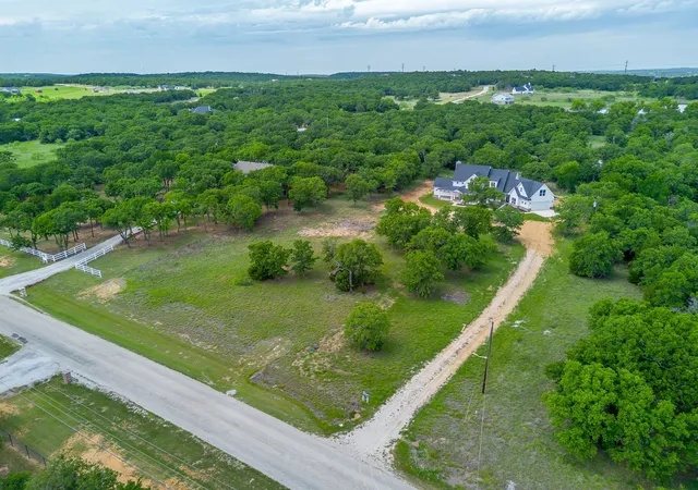 Homes for sale in Sunset, TX | 247 Silver Lakes Dr, Sunset, TX 76270 | MLS# 21262465