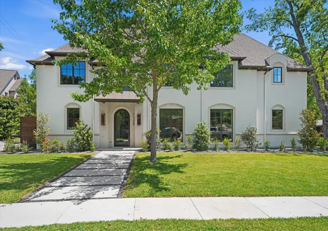 Photo 2 of Sale Pending at 7159 Wildgrove Ave, Dallas, TX 75214 | MLS# 21262805 | Listing updated on 2026-07-19