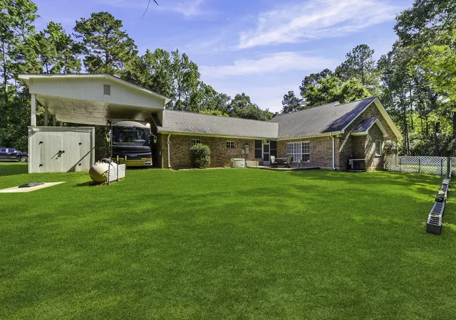 Homes for sale in Trinity, TX | 17 Cottonwood Rd, Trinity, TX 75862 | MLS# 21262822
