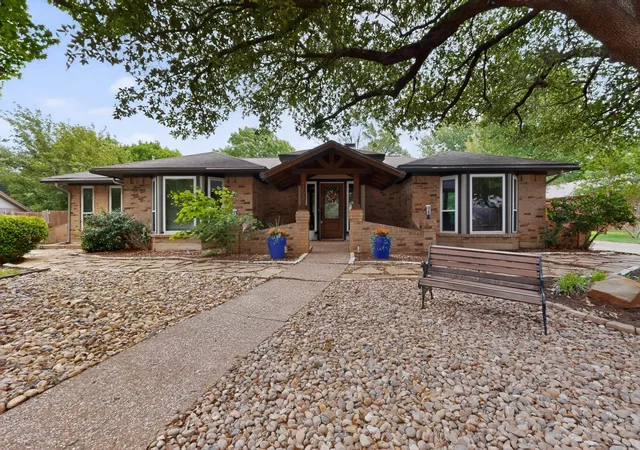 3rd image of 2153 Savannah Trl, Denton, TX 76205 | MLS# 21262432
