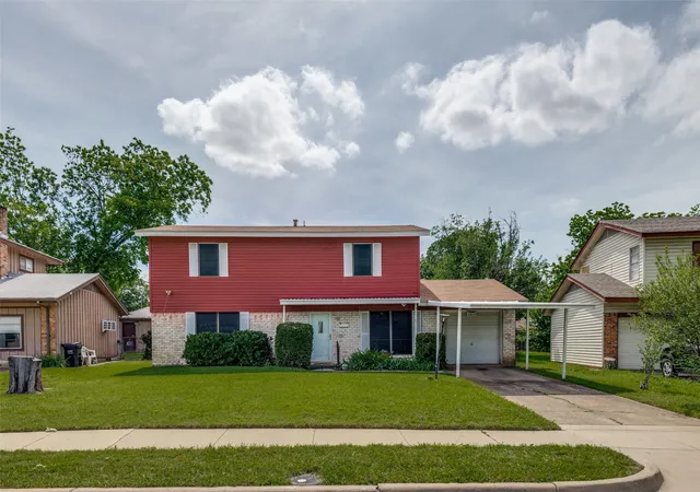 Photo 3 of Single family home for sale at 3013 Margo Dr, Mesquite, TX 75150 | MLS# 21258806 | Listing updated on 2026-07-24