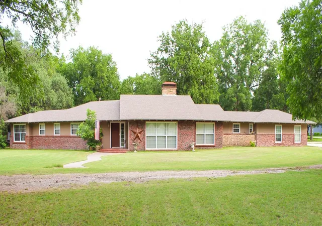 Homes for sale in Comanche, TX | 9137 Hwy 67 #377, Comanche, TX 76442 | MLS# 21261758