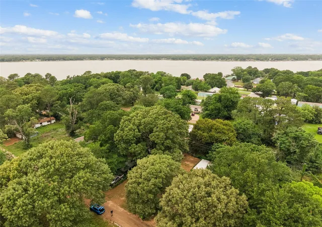 Homes for sale in Mabank, TX | 117 Crestwood Dr, Mabank, TX 75156 | MLS# 21255428