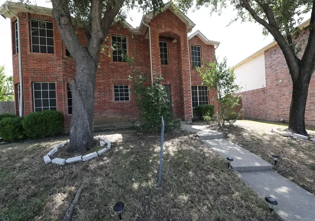 Photo 1 of Single family home for sale at 4360 Mesa Dr, Carrollton, TX 75010 | MLS# 21255353 | Listing updated on 2026-07-21