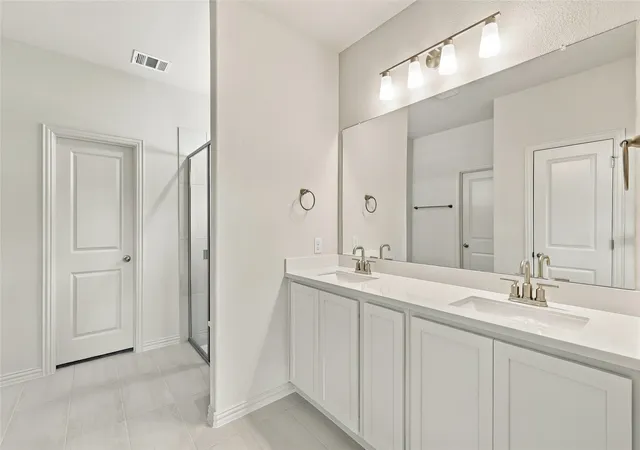 Photo 4 of Sale Pending at 5212 Noland Dr, Mc Kinney, TX 75071 | MLS# 21249770 | Listing updated on 2026-10-06