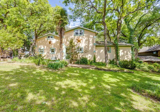Photo 2 of Single family home for sale at 13350 Miller Rd, Azle, TX 76020 | MLS# 21261884 | Listing updated on 2026-10-05