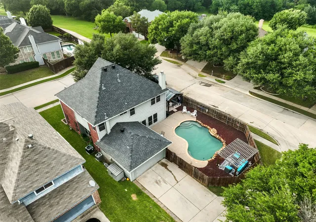 Homes for sale in Lewisville, TX | 861 Pinnacle Cir, Lewisville, TX 75077 | MLS# 21262322
