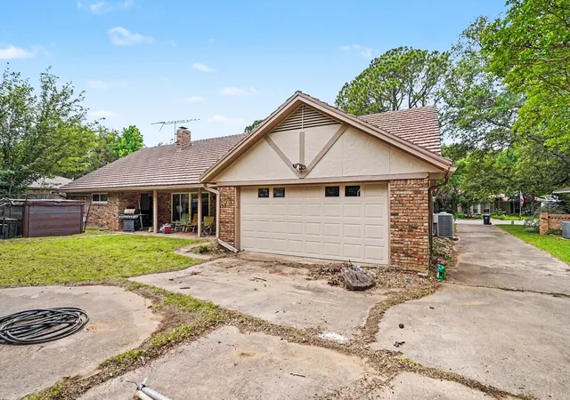 3rd image of 2149 Savannah Trl, Denton, TX 76205 | MLS# 21261837