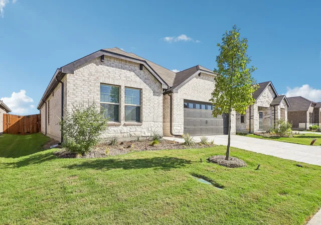 Photo 2 of Single family home for sale at 1015 Angel St, Josephine, TX 75173 | MLS# 21262755 | Listing updated on 2026-10-06