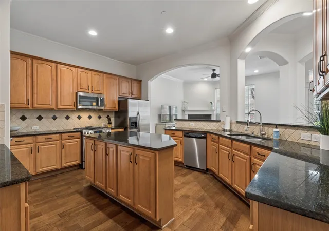 5th image of 1600 Abrams Rd, Dallas, TX 75214