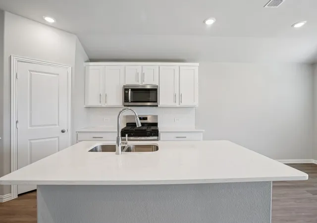 Photo 3 of Single family home for sale at 1009 Angel St, Josephine, TX 75173 | MLS# 21262763 | Listing updated on 2026-10-06