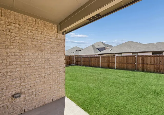 Homes for sale in Alvarado, TX | 920 Mossy Oak Dr, Alvarado, TX 76009 | MLS# 21263213