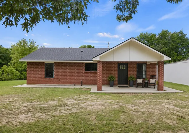 Homes for sale in Mount Pleasant, TX | 7479 County Road 1200, Mount Pleasant, TX 75455 | MLS# 21263171