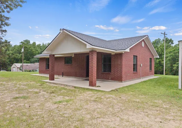 Homes for sale in Mount Pleasant, TX | 7479 County Road 1200, Mount Pleasant, TX 75455 | MLS# 21263171