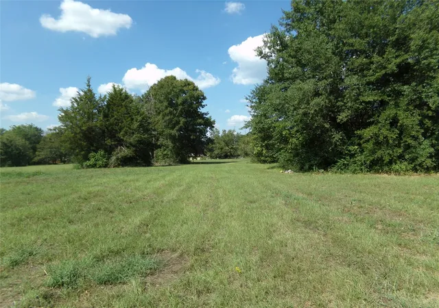 Photo 1 of Land for sale at 000 E Cherry St, Paris, TX 75460 | MLS# 21263277 | Listing updated on 2026-08-18