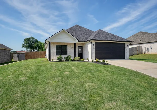 Homes for sale in Winona, TX | 108 Hay Meadow Dr, Winona, TX 75792 | MLS# 21263028