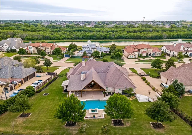 Homes for sale in Heath, TX | 125 Brentwood Dr, Heath, TX 75032 | MLS# 21259631
