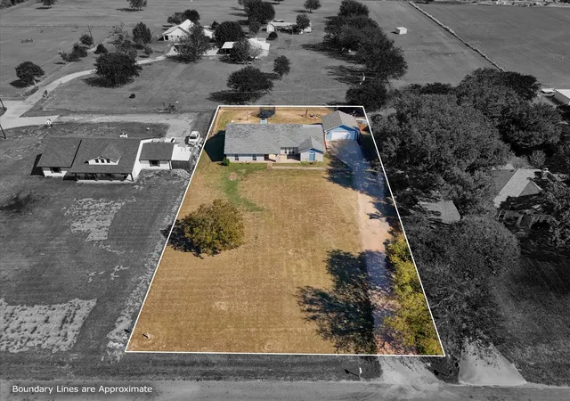 Homes for sale in Lorena, TX | 134 Thiele Rd, Lorena, TX 76655 | MLS# 21261990