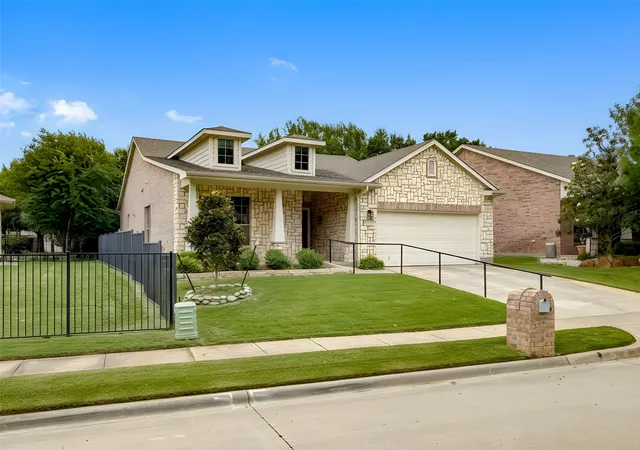 Photo 3 of Single family home for sale at 6820 Algarve Dr, Denton, TX 76210 | MLS# 21260841 | Listing updated on 2026-08-22