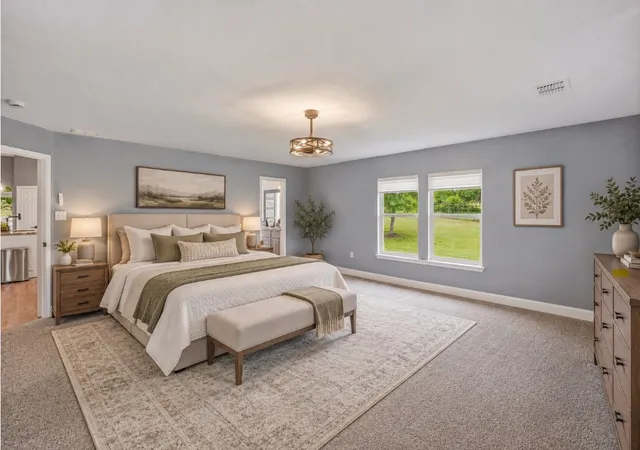 Photo 4 of Single family home for sale at 1914 Bentwater Pkwy, Granbury, TX 76049 | MLS# 21262262 | Listing updated on 2026-10-08