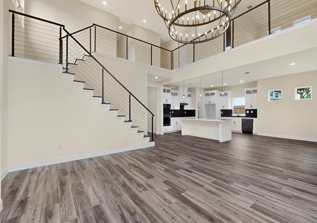 Photo 4 of Single family home for sale at 103 N Wisteria St, Mansfield, TX 76063 | MLS# 21252085 | Listing updated on 2026-10-06