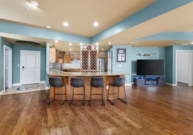 Photo 2 of Condo for sale at 411 W 7Th St #806, Fort Worth, TX 76102 | MLS# 21263595 | Listing updated on 2026-08-27