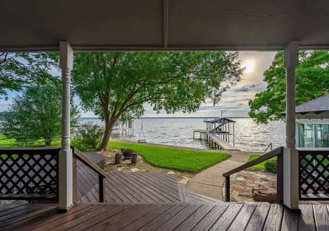 Homes for sale in Gun Barrel City, TX | 431 Jib Dr, Gun Barrel City, TX 75156 | MLS# 21259182
