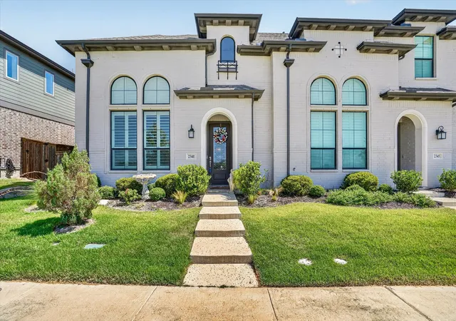 Photo 1 of Townhouse for sale at 2341 Longspur Dr, Aledo, TX 76008 | MLS# 21263511 | Listing updated on 2026-09-16