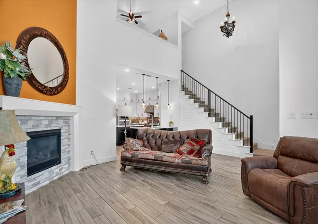 Photo 4 of Townhouse for sale at 2341 Longspur Dr, Aledo, TX 76008 | MLS# 21263511 | Listing updated on 2026-09-16