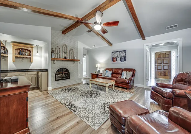 Photo 3 of Sale Pending at 947 Rock Canyon Dr, Duncanville, TX 75137 | MLS# 21263659 | Listing updated on 2026-08-19