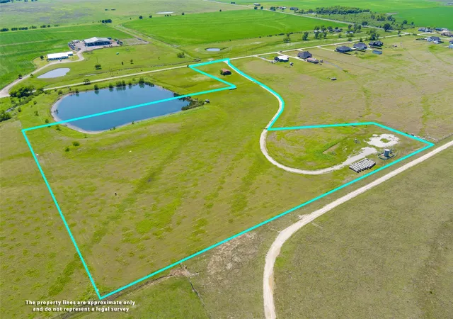 Photo 1 of Land for sale at 9817 County Road 408, Grandview, TX 76050 | MLS# 21260519 | Listing updated on 2026-07-07