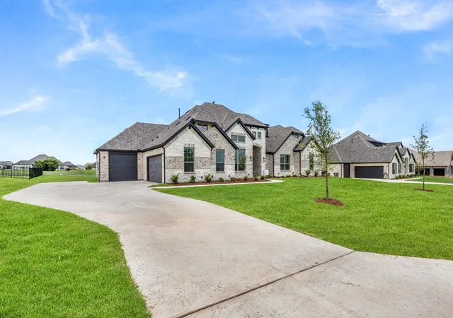 Photo 3 of Single family home for sale at 515 Birthright Ln, Rockwall, TX 75032 | MLS# 21263671 | Listing updated on 2026-09-03