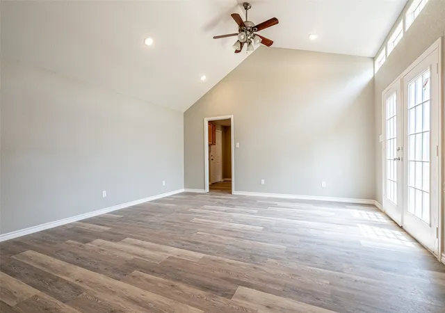 5th image of 329 Vine St, Dublin, TX 76446 | MLS# 21263636