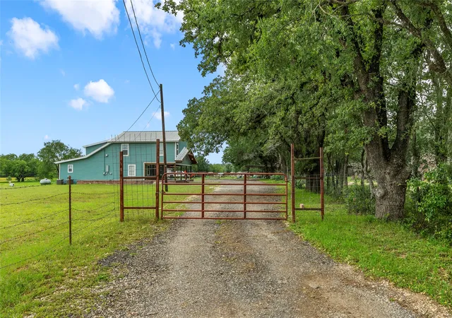 Homes for sale in Bellmead, TX | 1014 Ranchito Rd, Bellmead, TX 76705 | MLS# 21263584