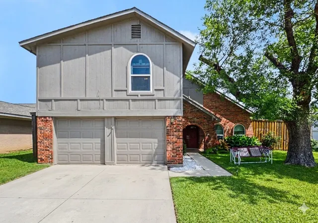 1st image of 5518 Round Rock Rd, Garland, TX 75044 | MLS# 21262382