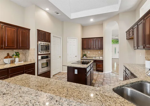 Photo 3 of Single family home for sale at 2104 Gent Dr, Plano, TX 75025 | MLS# 21262642 | Listing updated on 2026-09-27