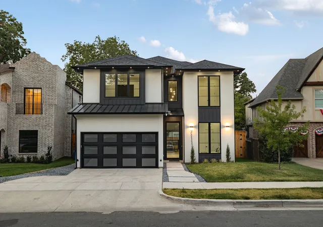 Photo 2 of Sale Pending at 7111 Coronado Ave, Dallas, TX 75214 | MLS# 21263784 | Listing updated on 2026-08-27
