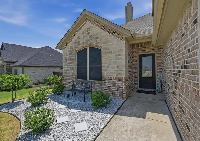 Homes for sale in Collinsville, TX | 714 Mary Lee Ln, Collinsville, TX 76233 | MLS# 21260254