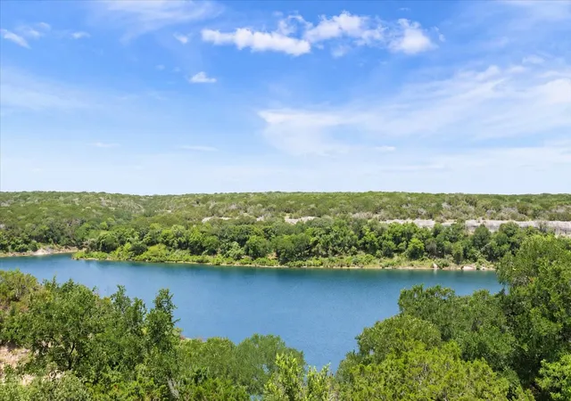Homes for sale in Clifton, TX | 150 County Road 1604, Clifton, TX 76634 | MLS# 21256144